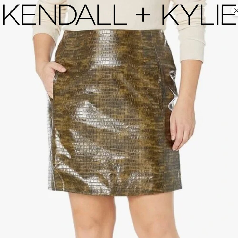 KENDALL + KYLIE mini vegan leather skirt, faux crocodile print, sz m…